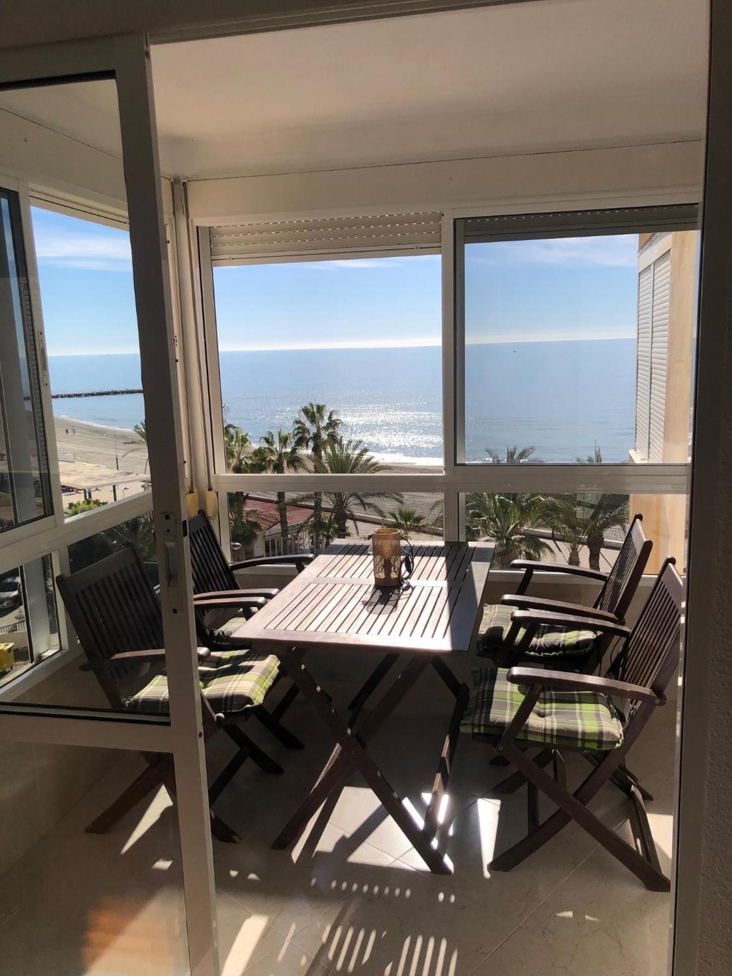 Estudio Mar En Calma, Primera Linea De Playa Con Vistas Al Mar Torrox Zewnętrze zdjęcie